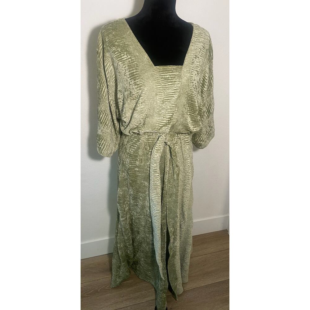 Handmade Green Velvet Bridesmaid Dress – Renaissance Fairy Wedding Formal